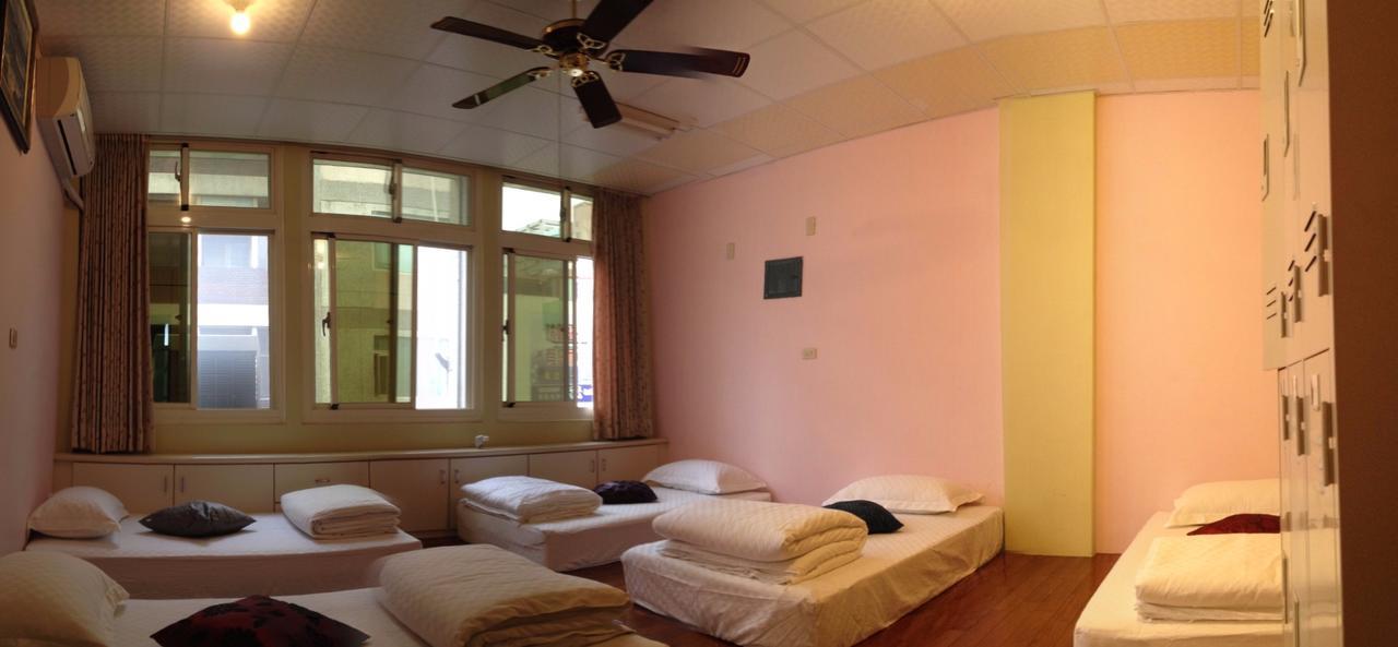 Handy Hostel Hualien Eksteriør bilde