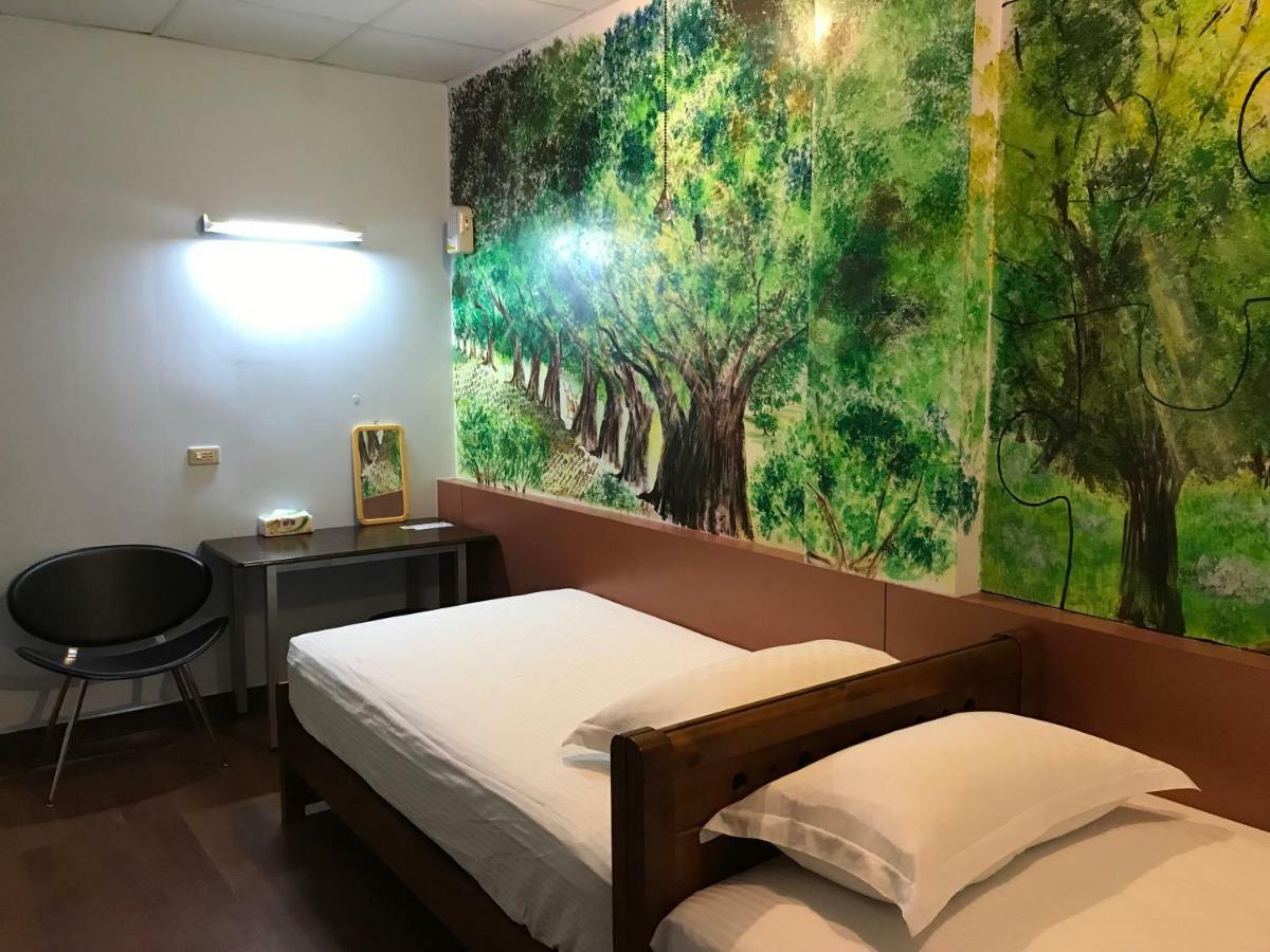 Handy Hostel Hualien Eksteriør bilde