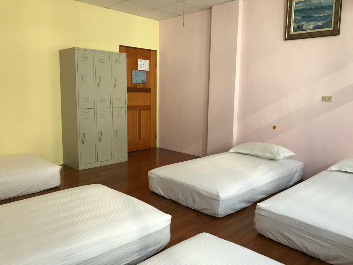 Handy Hostel Hualien Eksteriør bilde