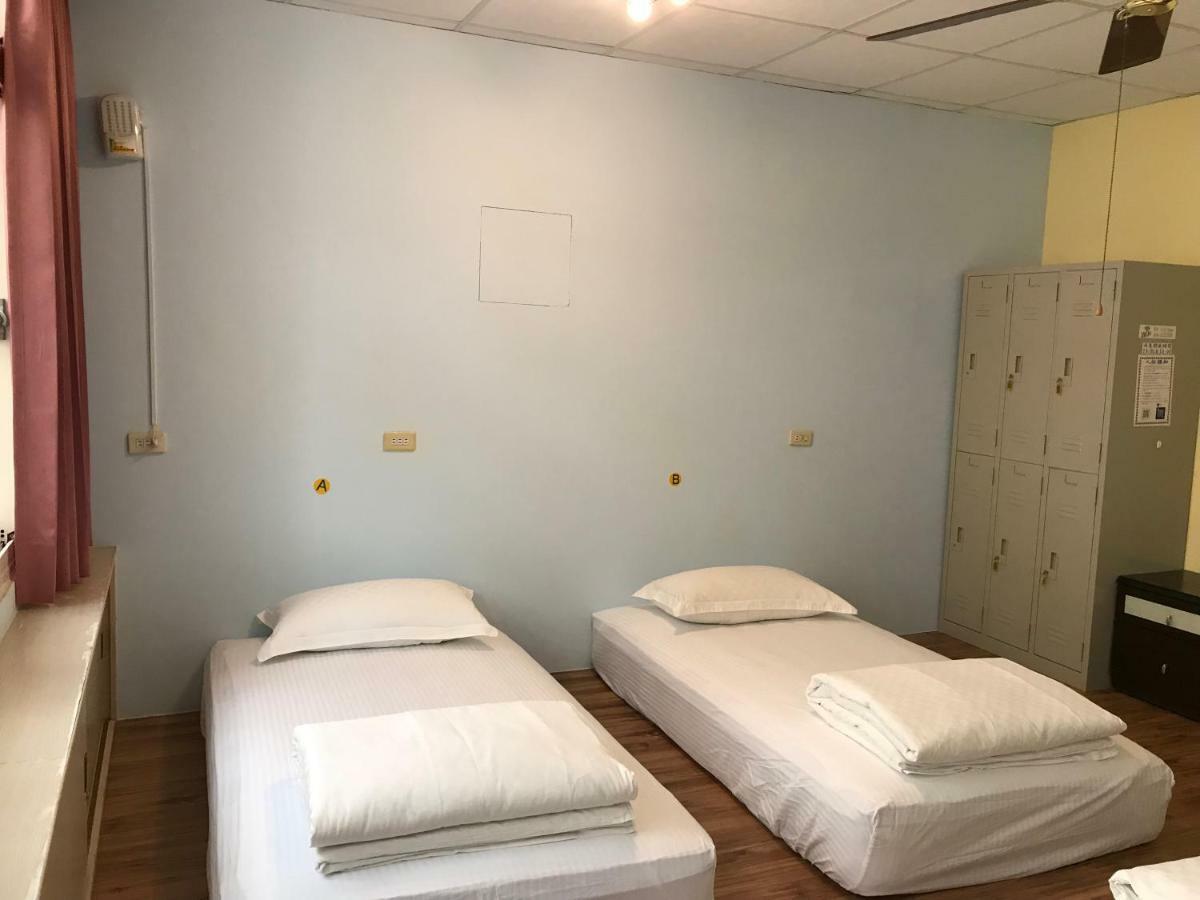 Handy Hostel Hualien Eksteriør bilde